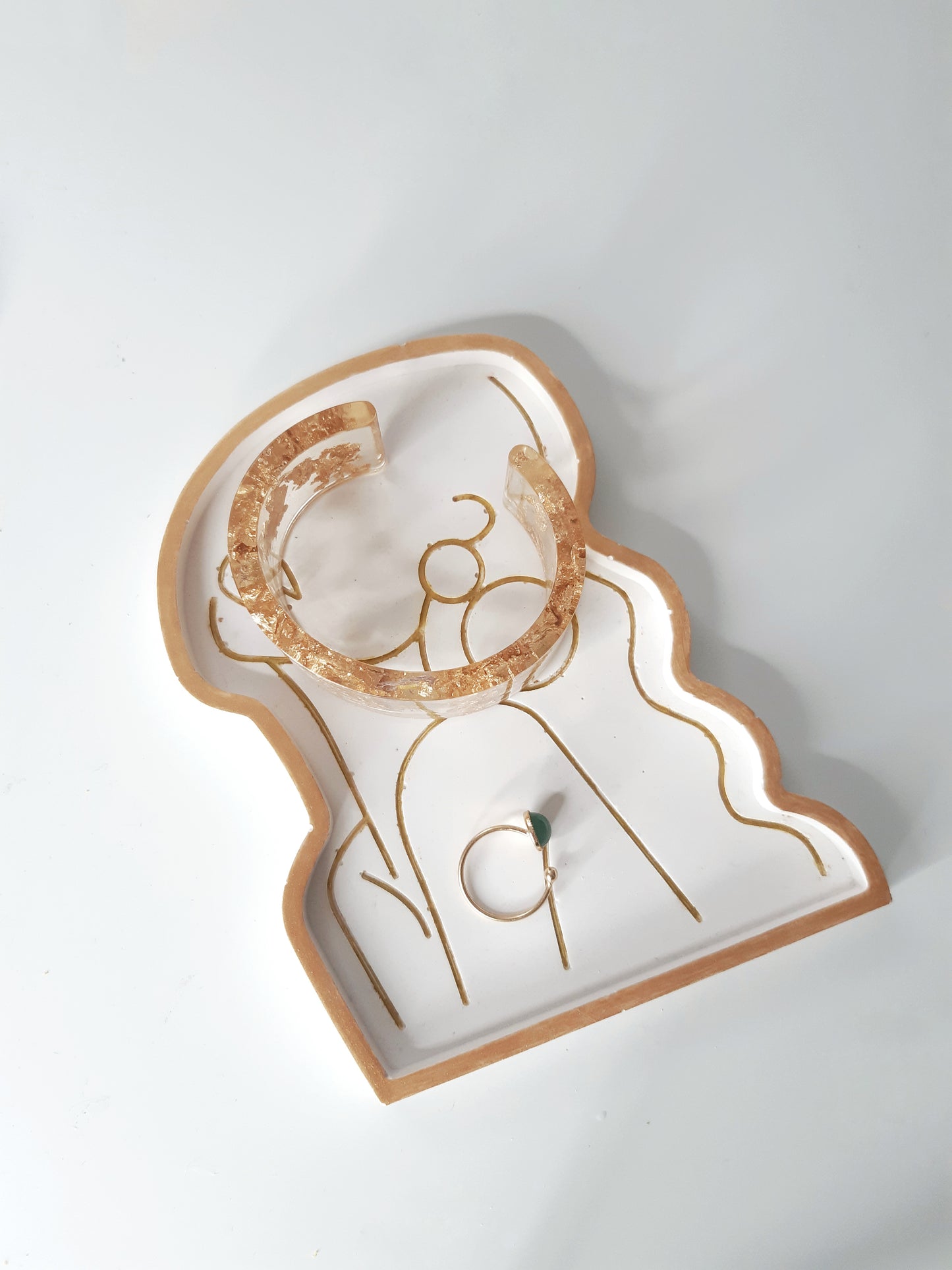 Silhouette Jewelry Tray