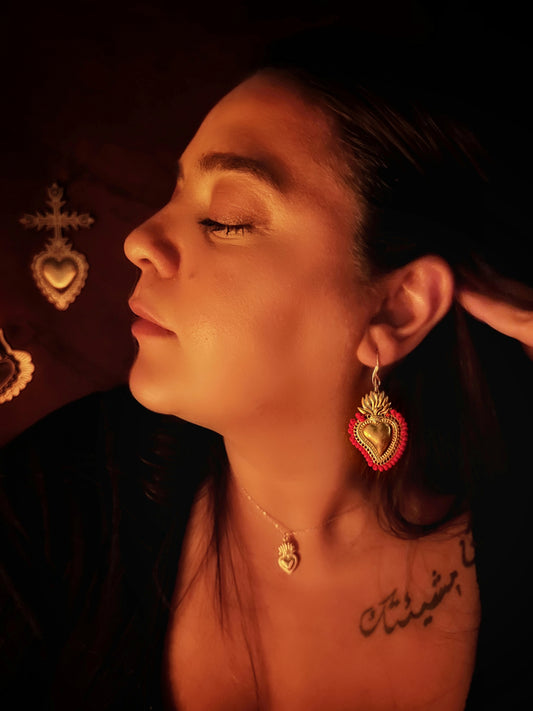 Boucles d'oreilles brodées Corazón Encendido